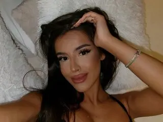 Show online Amanda