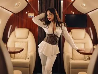 Show video MilanaDomina